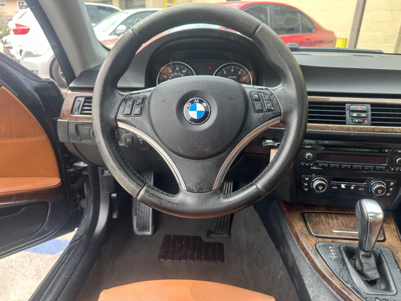 2007 Black /South African Safari BMW 3-Series Leather (WBAWB33557P) with an 6 Cylinder engine, Automatic transmission, located at 30 S. Berkeley Avenue, Pasadena, CA, 91107, (626) 248-7567, 34.145447, -118.109398 - Photo #18